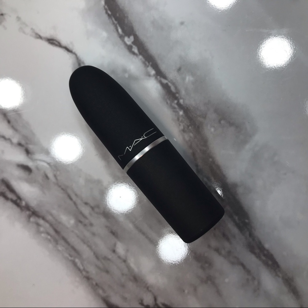 Mac Powder Kiss Lipstick Burning Love - Picture 6 of 8